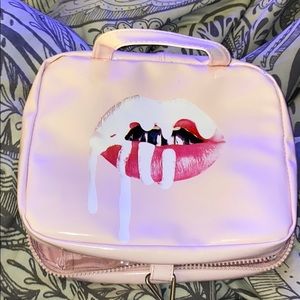 Exclusive Kylie Travel Bag!
